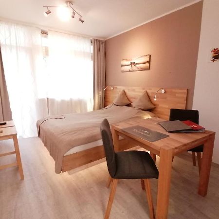 Studio 20Qm Mit Balkon Und Innenpool - 22040 Schluchsee Bagian luar foto