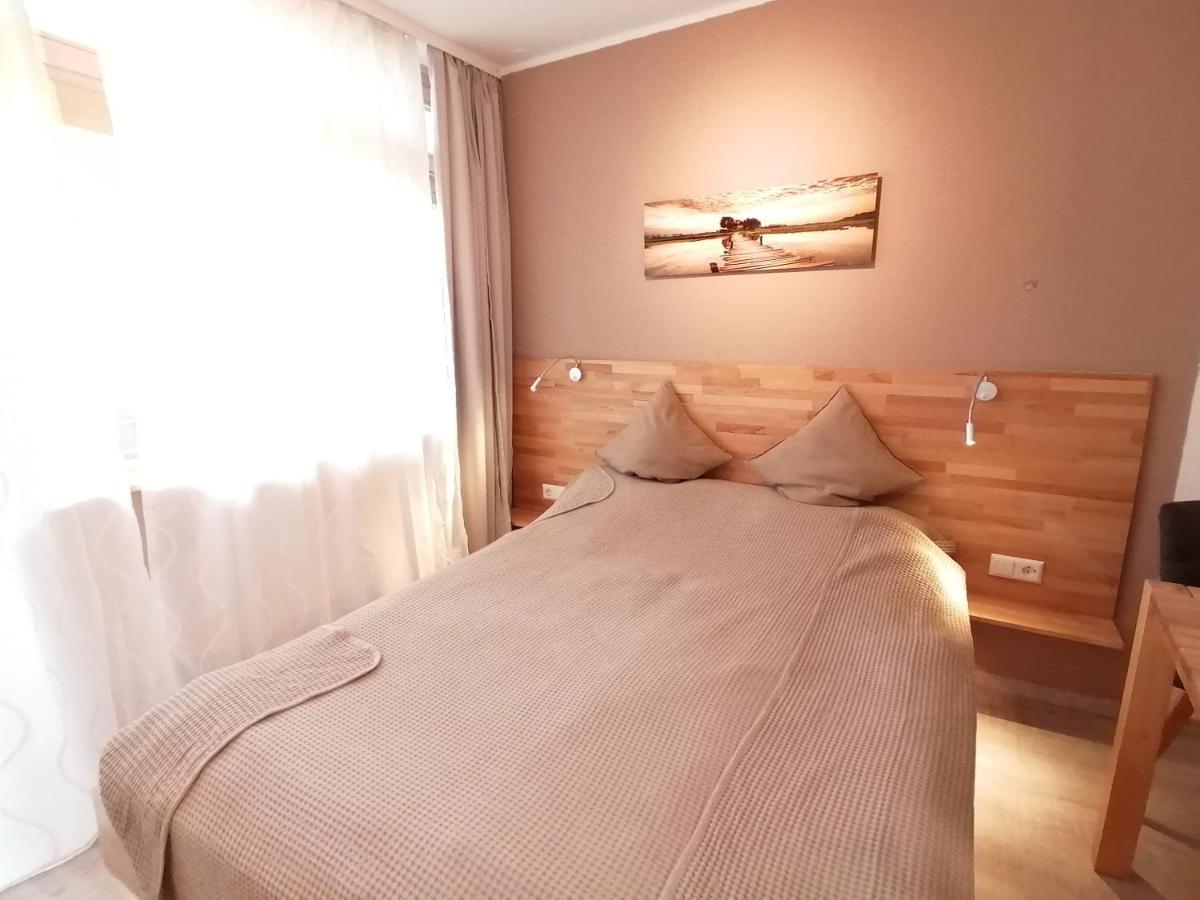 Studio 20Qm Mit Balkon Und Innenpool - 22040 Schluchsee Bagian luar foto