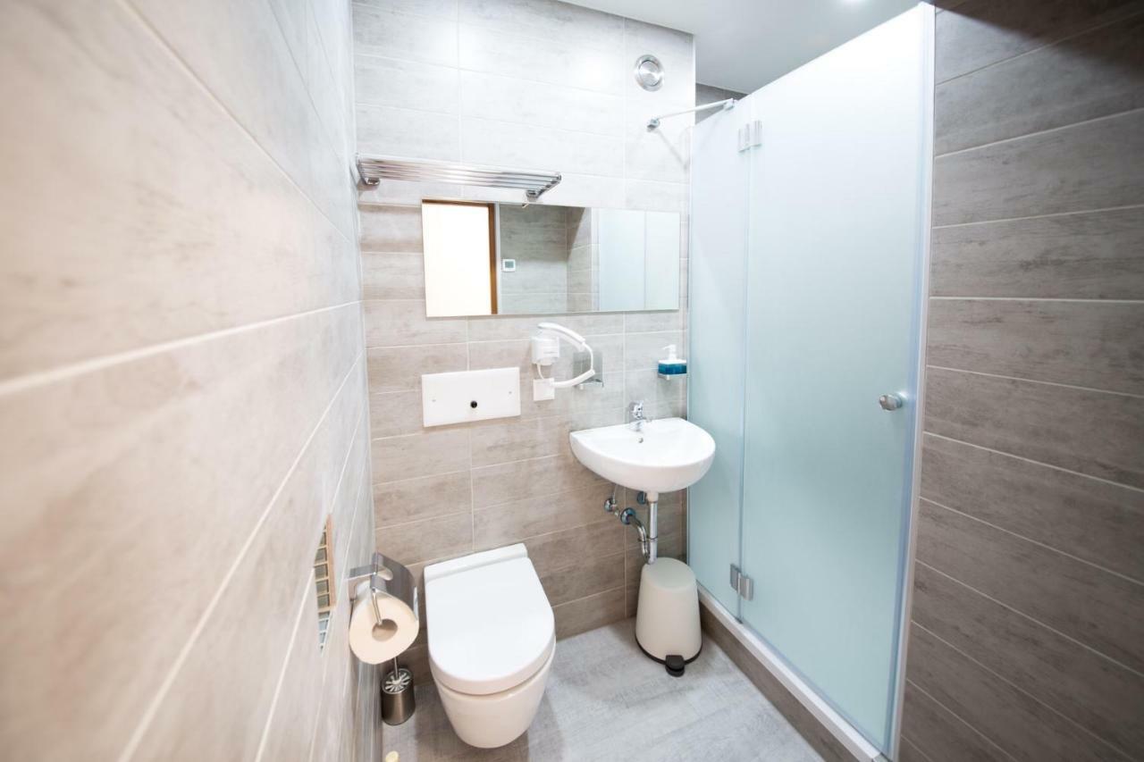 Studio 20Qm Mit Balkon Und Innenpool - 22040 Schluchsee Bagian luar foto
